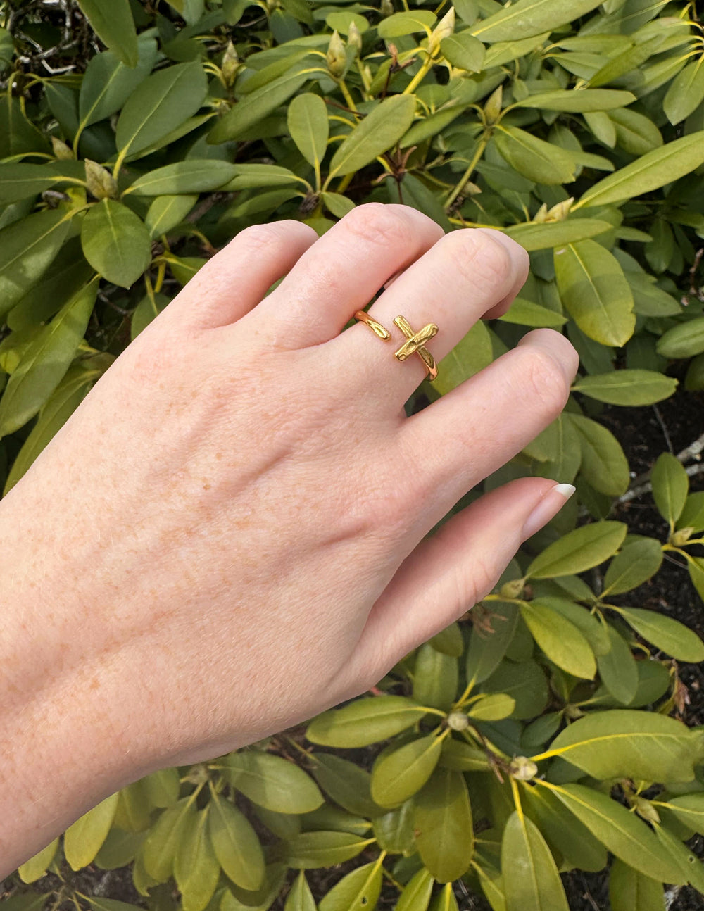 Textured Wrapped Cross Ring - Elevated Faith