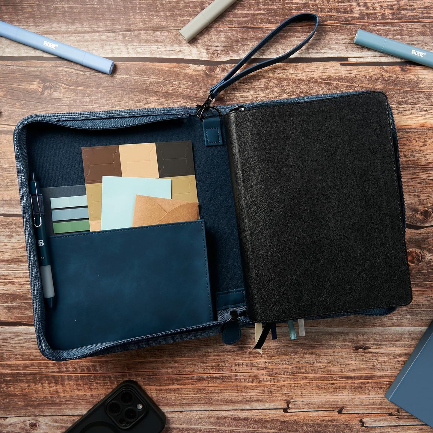 Blieve Navy Lion Bible Cover